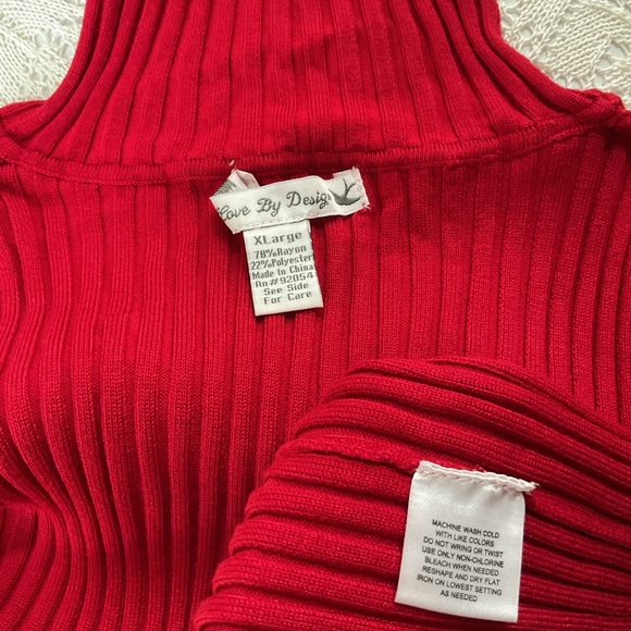 Red ribbed turtleneck ⭐️ XL ⭐️ Love By Design - Picture 2 of 5